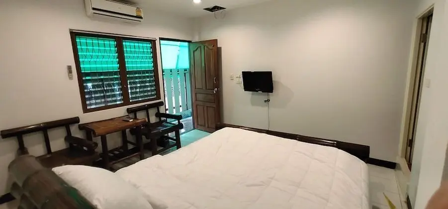 Standard Tek Büyük Yataklı Oda