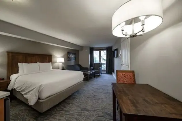 Stüdyo Süit, 1 Büyük (Queen) Boy Yatak ve Çekyat, Küçük Mutfak (Village Suites)