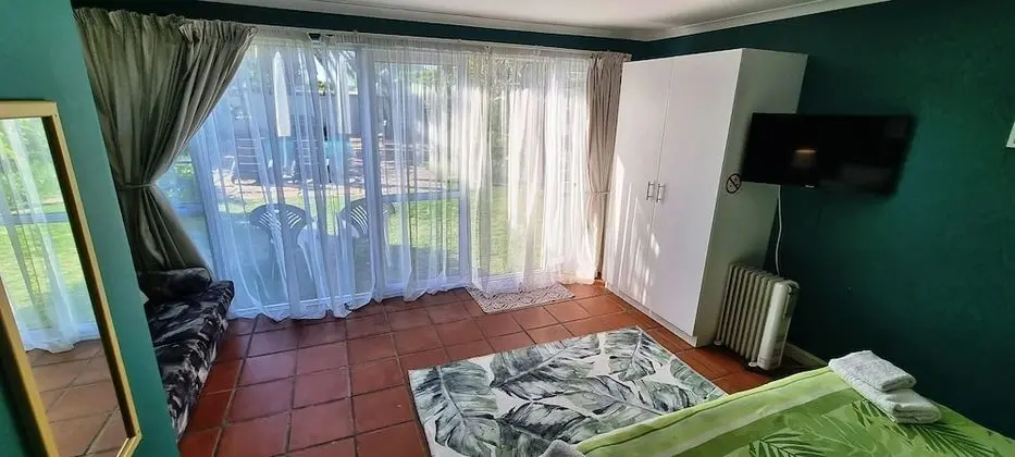 Tek Büyük Yataklı Oda