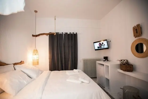 Deluxe Stüdyo (Estrella)