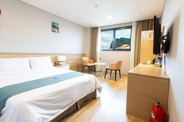 Deluxe Double Room, Mountain and Ocean View (Ilchulbong View, 2 paxs rate only, Maximum 2 paxs)