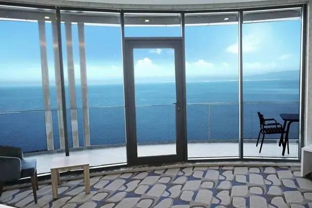 Executive Suite Oda