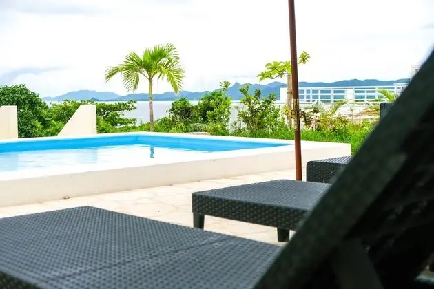 Luxury Villa (Ryukyu-glass)