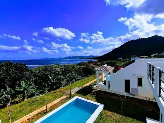 Luxury Villa (Ryukyu-glass)