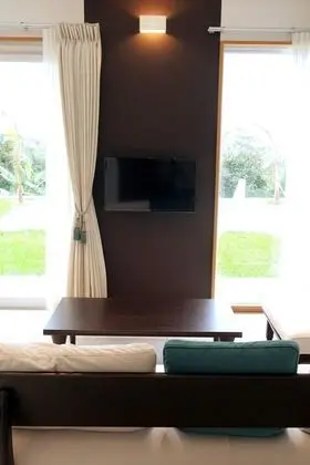Luxury Villa (Ryukyu-glass)