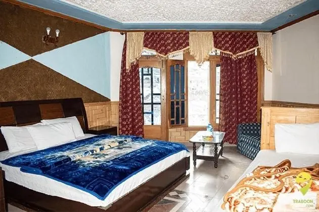 Deluxe Üç Kişilik Oda