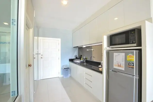Studio with Balcony