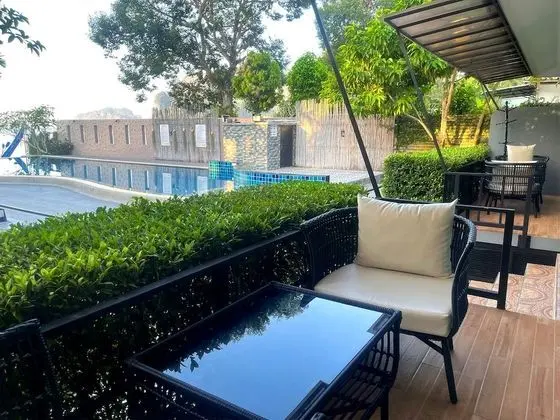 Deluxe Room with Pool View