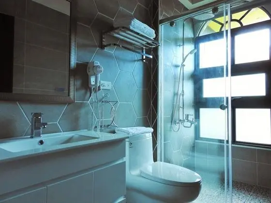 Business Tek Büyük Yataklı Oda (B06 / B08 / B10)