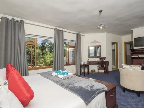 Luxury Tek Büyük veya İki Ayrı Yataklı Oda, Balkon