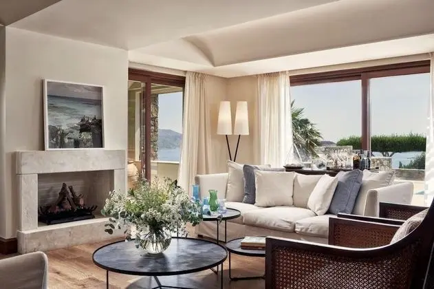 Phaea Blue Villa