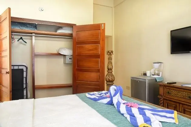 Panoramic Ev, 4 Yatak Odası, Plaj Manzaralı, Denize Sıfır