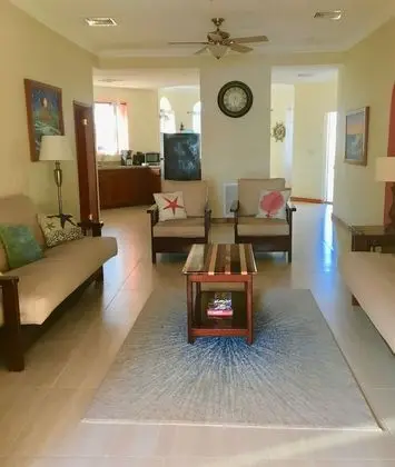 Panoramic Ev, 4 Yatak Odası, Plaj Manzaralı, Denize Sıfır
