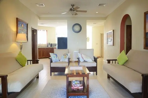 Panoramic Ev, 4 Yatak Odası, Plaj Manzaralı, Denize Sıfır