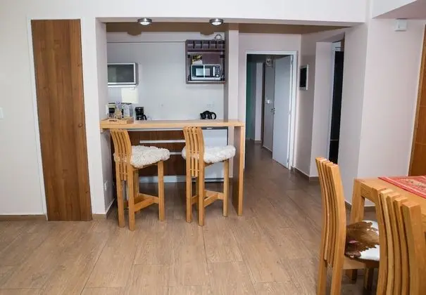 Family Apart Daire, Göl Manzaralı