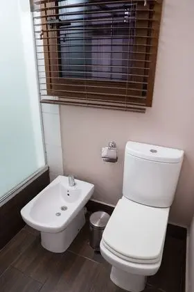 Family Apart Daire, Göl Manzaralı