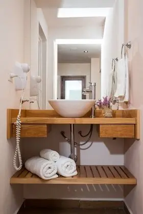 Family Apart Daire, Göl Manzaralı