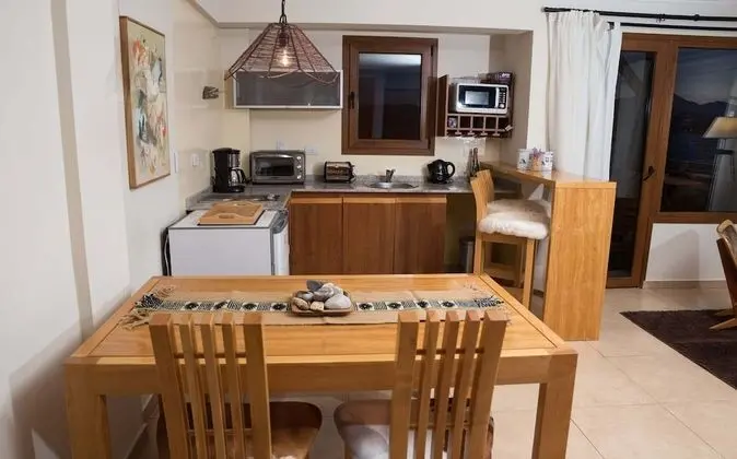 Superior Apart Daire, Göl Manzaralı