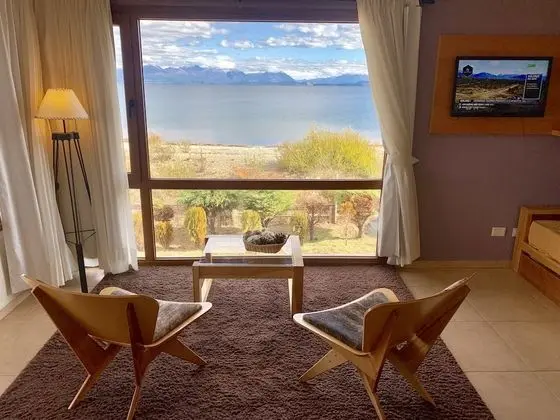 Superior Apart Daire, Göl Manzaralı