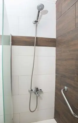 Superior Apart Daire, Göl Manzaralı