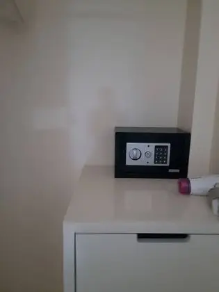 Superior Tek Büyük veya İki Ayrı Yataklı Oda