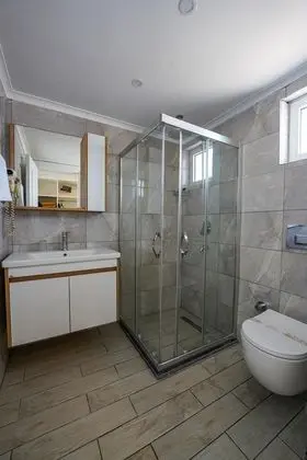 https://images.etstur.com/files/images/hotelImages/TR/218374/l/Blue-Pearl-Hotel-Genel-365925.jpg