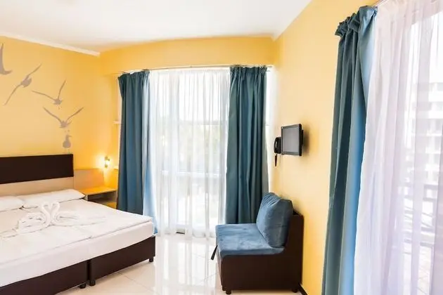 Tek Büyük Yataklı Oda, Balkon