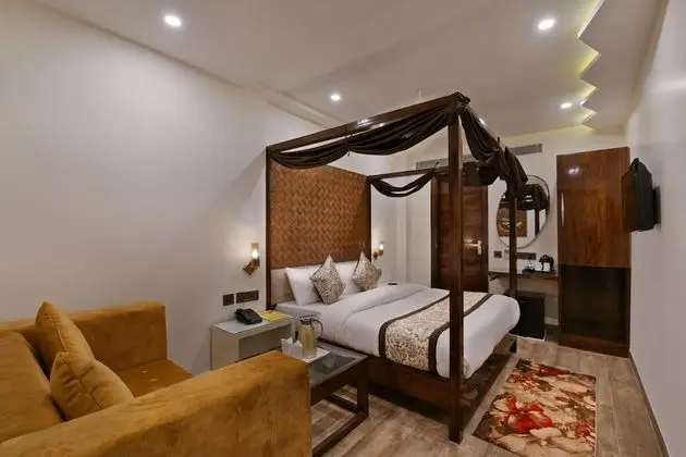 Deluxe Tek Büyük Yataklı Oda