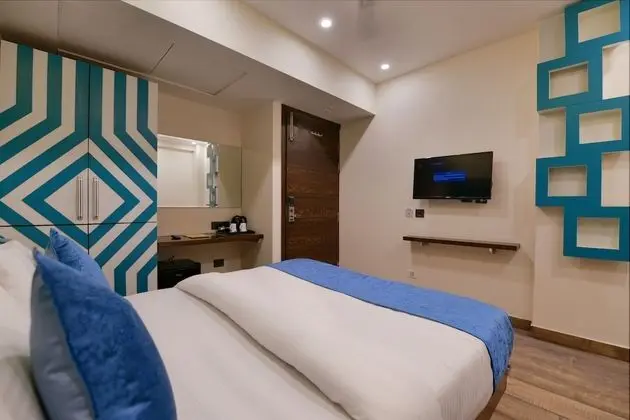 Deluxe Tek Büyük Yataklı Oda