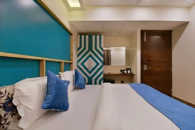 Deluxe Tek Büyük Yataklı Oda