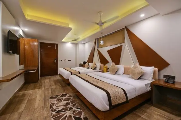 Family Oda (With Airport pick up)