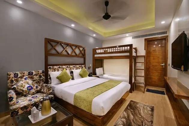 Family Oda (With Airport pick up)