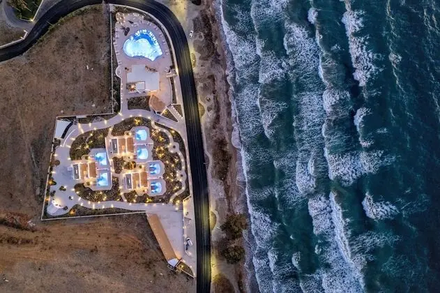 Junior Stüdyo Süit, 1 Büyük (Queen) Boy Yatak, Kişiye Özel Havuzlu, Kısmi Deniz Manzarası