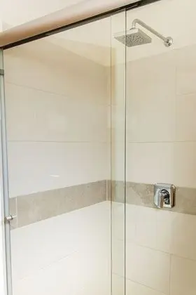 Premium Tek Büyük Yataklı Oda, 1 Büyük (Queen) Boy Yatak, Ortak Banyo