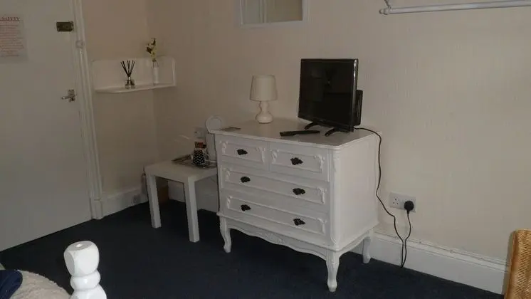 Tek Kişilik Oda (with Bathroom)