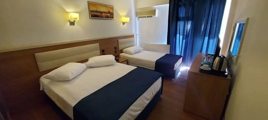 Standard Tek Büyük Yataklı Oda