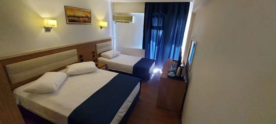 Standard Tek Büyük Yataklı Oda