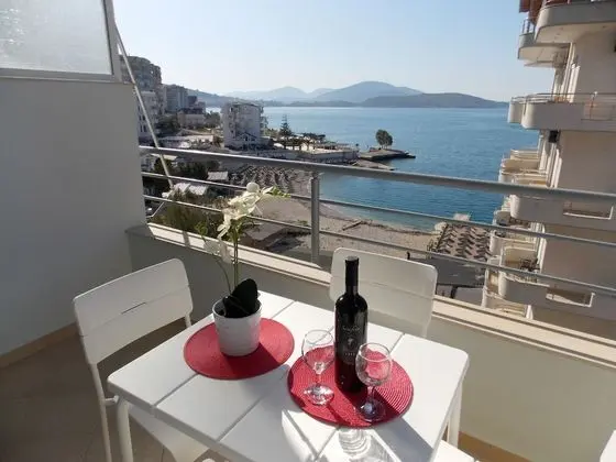 Studio Apartment with Sea View