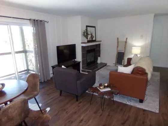 Daire, Birden Çok Yatak (Blue River Condos 3 Bed 2 Bath BRLR)
