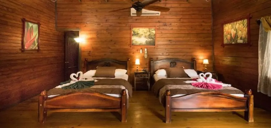 Lodge Two Queen Beds