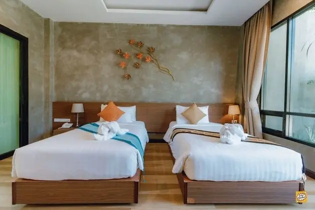 Deluxe Room with Garden View