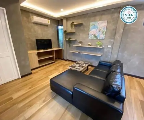 Deluxe Room with Garden View