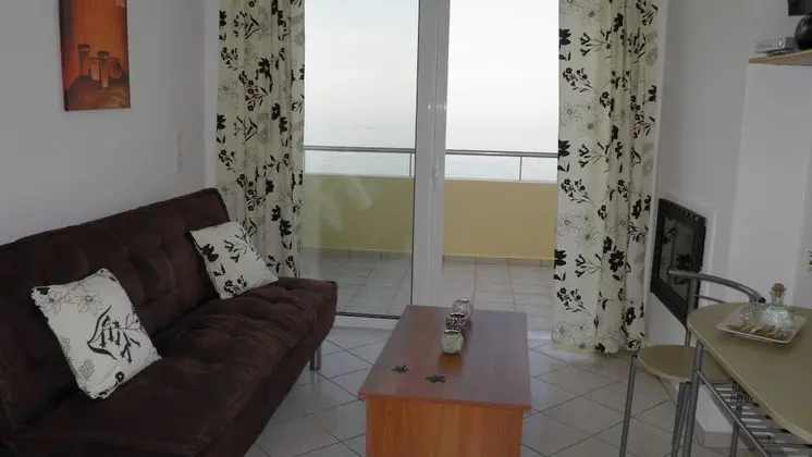 Villa (Blue II - no private pool)