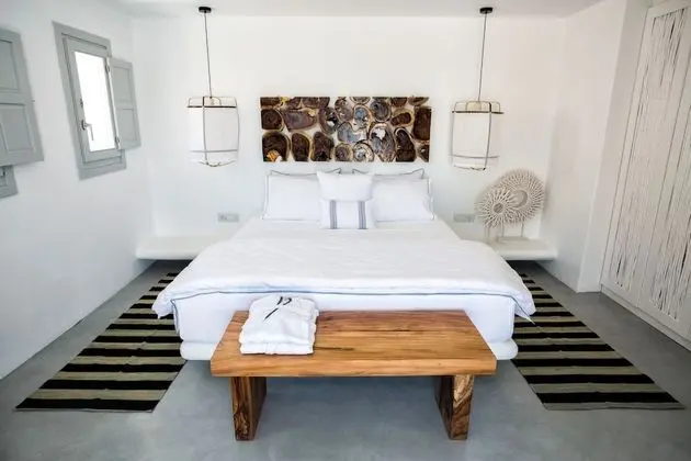 Deluxe Tek Büyük Yataklı Oda, Kısmi Deniz Manzaralı