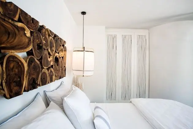 Deluxe Tek Büyük Yataklı Oda, Kısmi Deniz Manzaralı