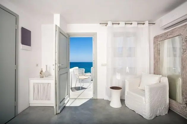 Deluxe Tek Büyük Yataklı Oda, Kısmi Deniz Manzaralı