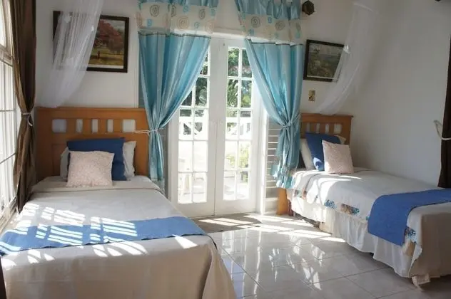 Superior Çatı Katı Süiti (Penthouse), 3 Yatak Odası, Deniz Manzaralı, Havuz Kenarı