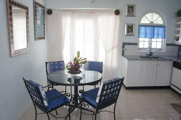 Superior Çatı Katı Süiti (Penthouse), 3 Yatak Odası, Deniz Manzaralı, Havuz Kenarı