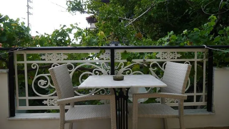 Standard Oda, Bahçe Manzaralı