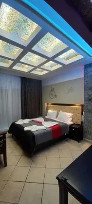 Standard Oda, Bahçe Manzaralı